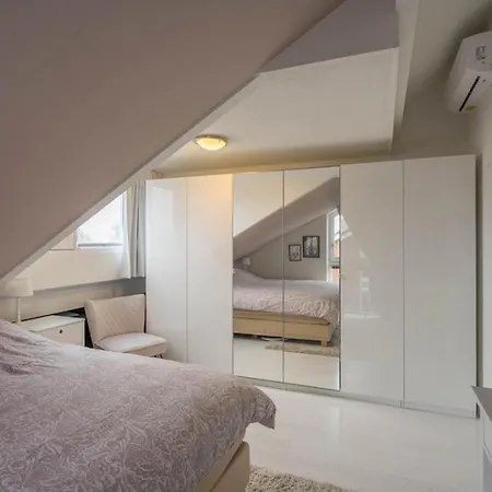 Holiday home Meerzicht 99 - Luxury House 30 Minutes From Amsterdam Uitgeest