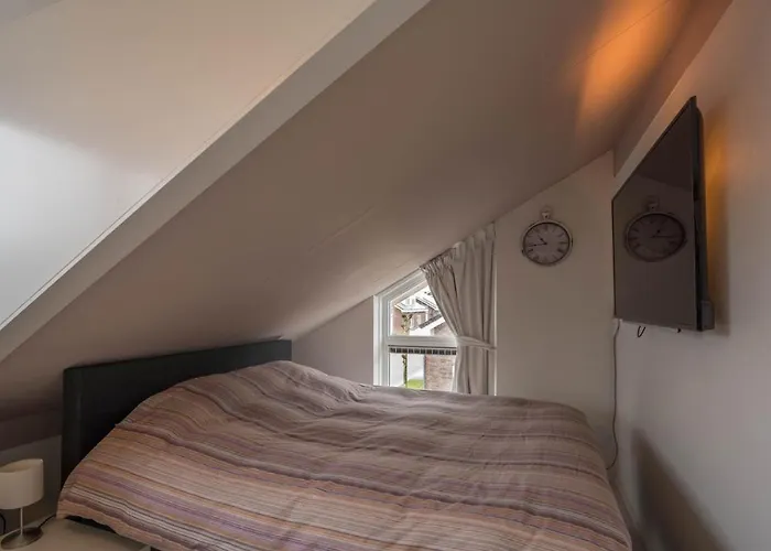 Meerzicht 99 - Luxury House 30 Minutes From Amsterdam Holiday home Uitgeest