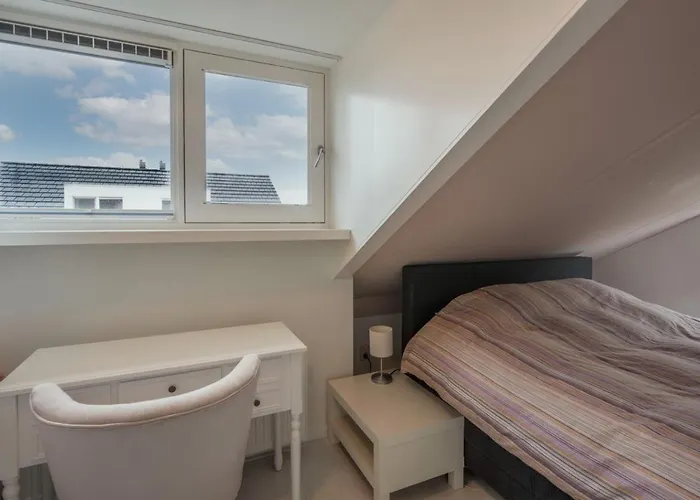 Meerzicht 99 - Luxury House 30 Minutes From Amsterdam Holiday home Uitgeest